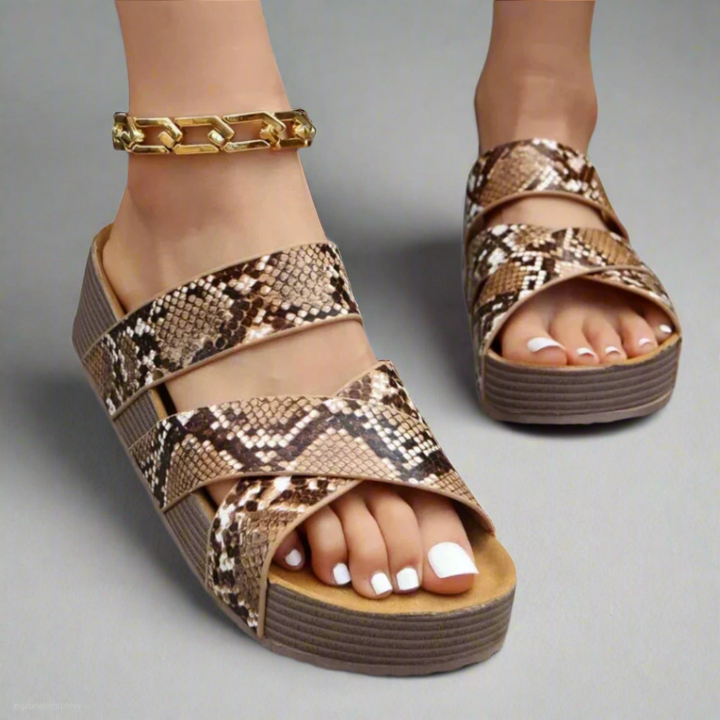 Alice | Women’s Cross Strap Platform Sandals Luvy Boutique
