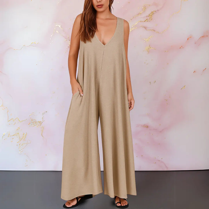 Dacey | Comfortable jumpsuit with V-neck and wide legs Luvy Boutique