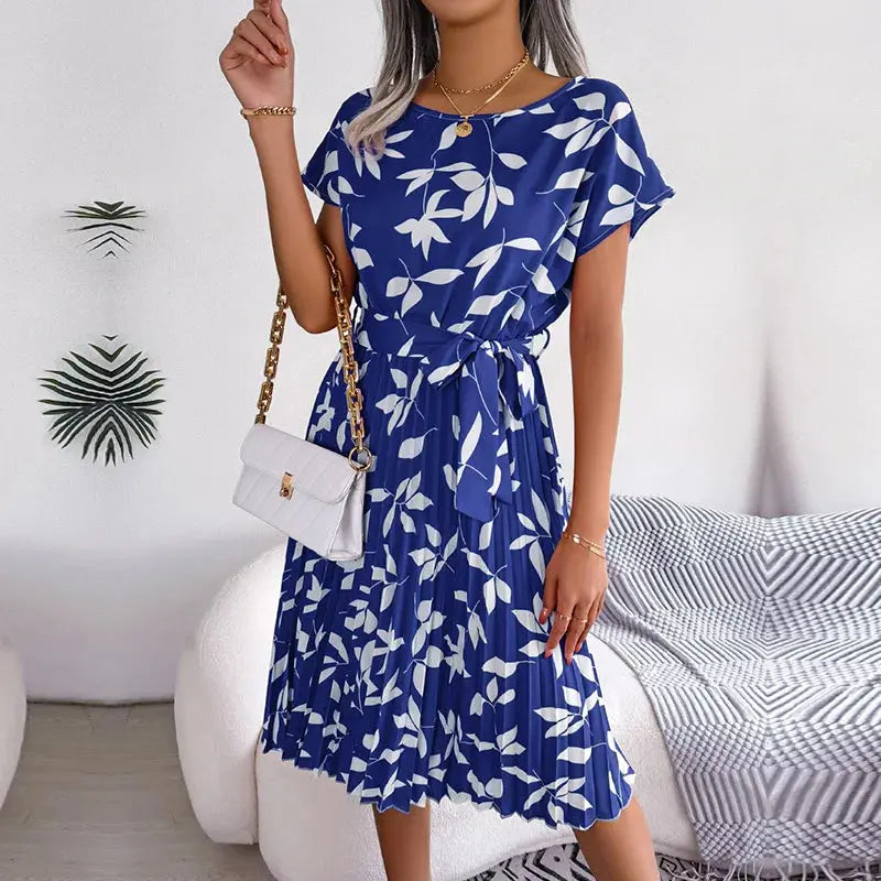Isabelle | Pleated Floral Dress with Tie Luvy Boutique