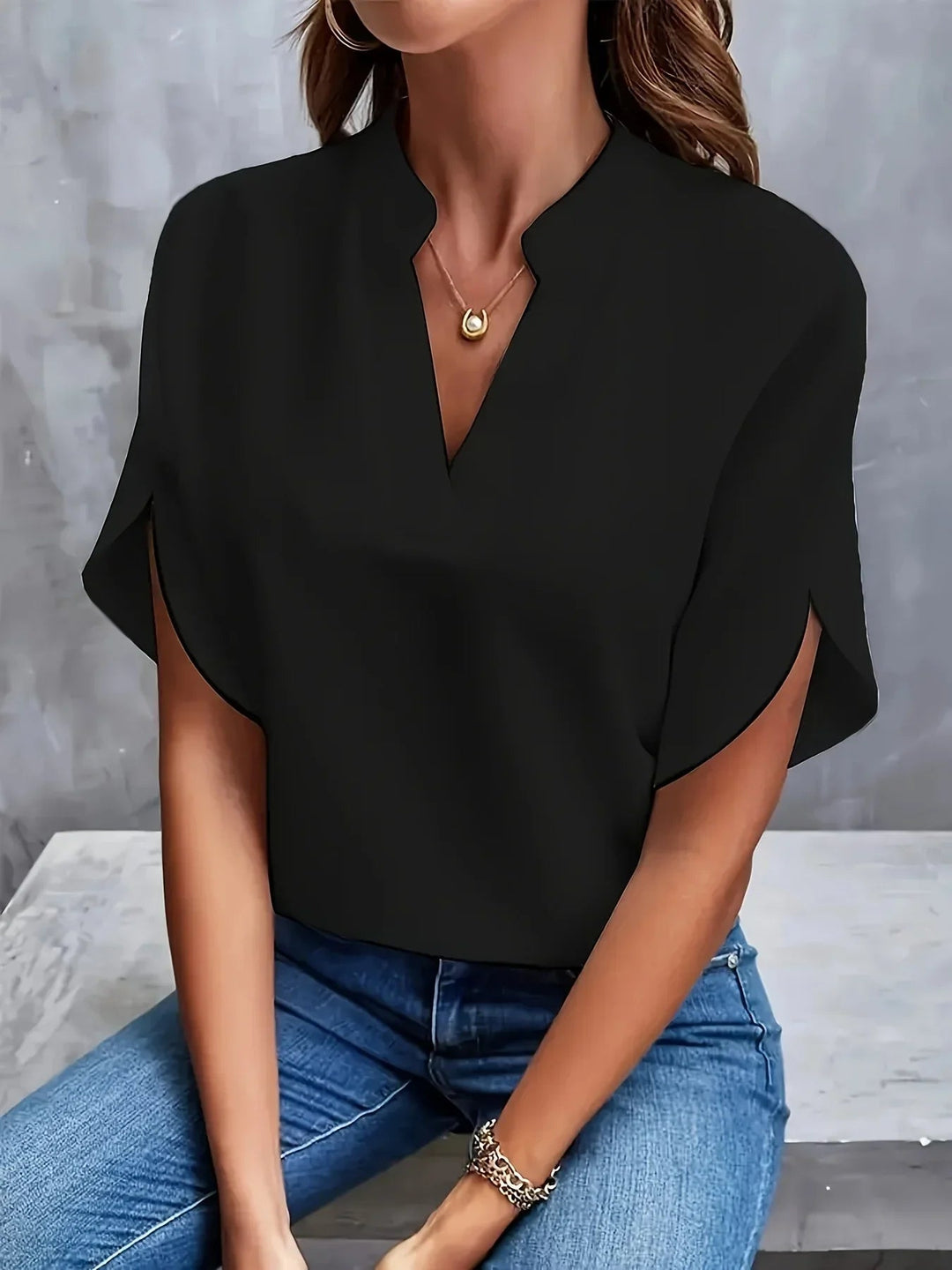 Evelyn | Women’s V Neck Short Sleeve Top Luvy Boutique