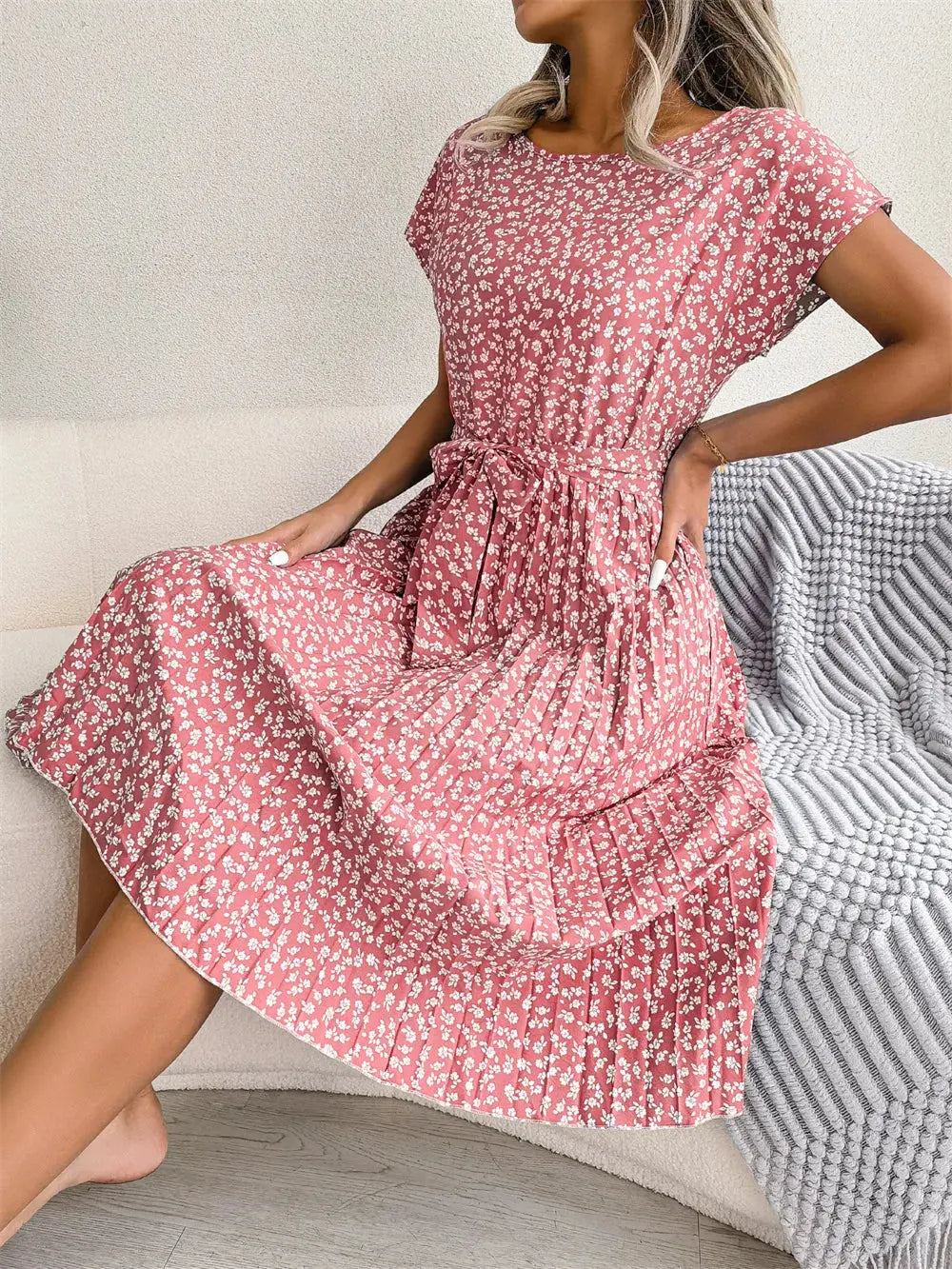 Isabelle | Pleated Floral Dress with Tie Luvy Boutique