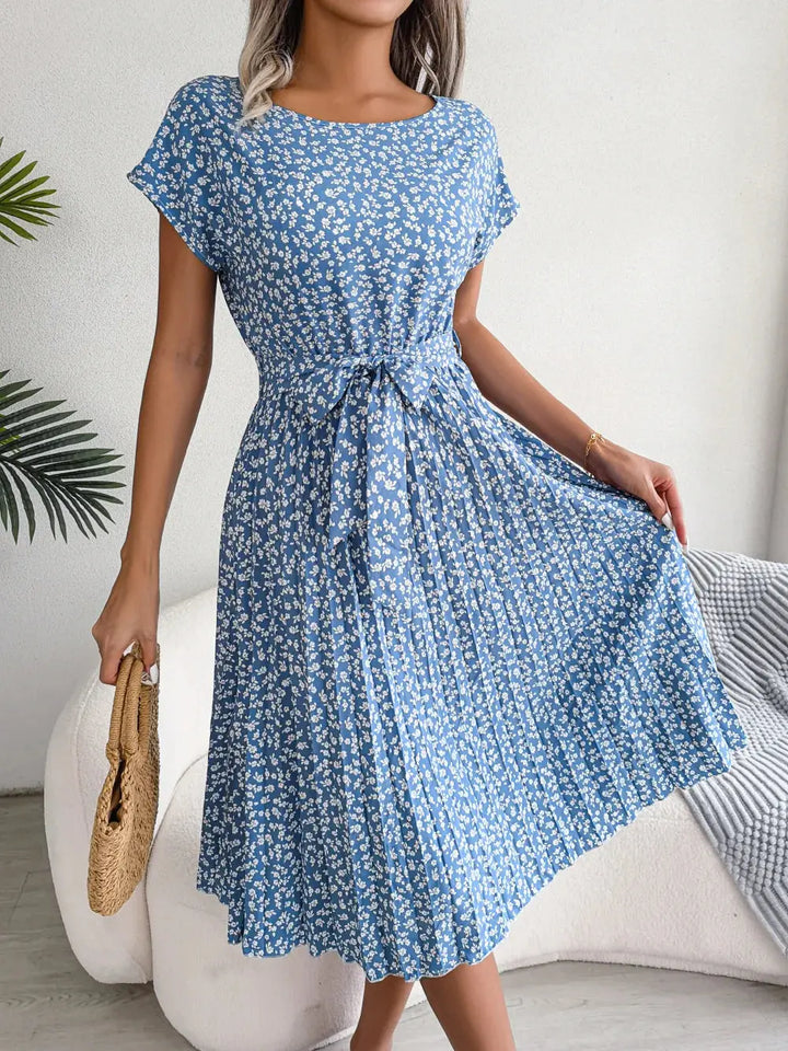 Isabelle | Pleated Floral Dress with Tie Luvy Boutique