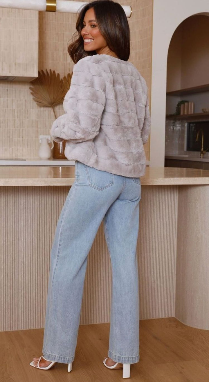 Women's Cropped Open-Front Faux Fur Jacket