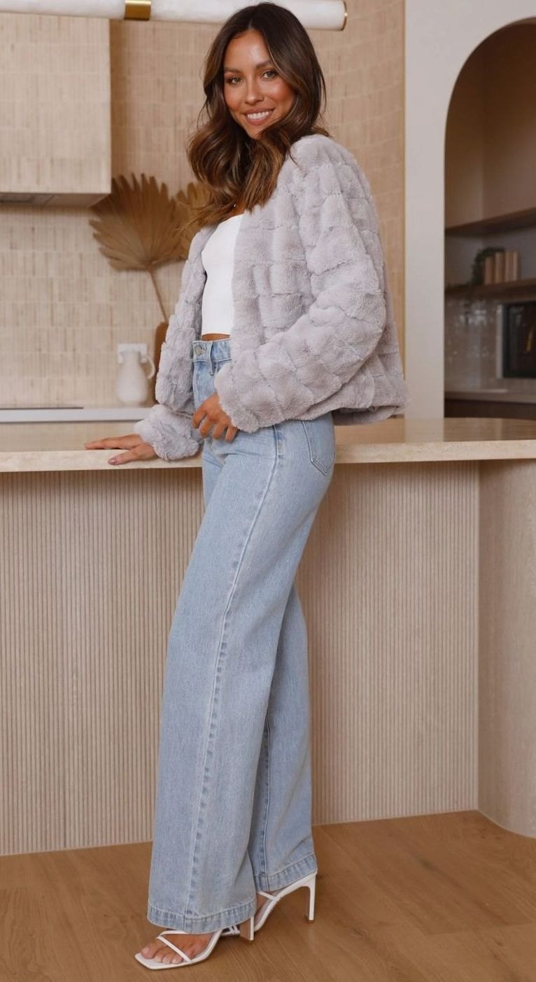 Women's Cropped Open-Front Faux Fur Jacket
