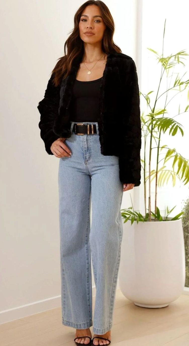 Women's Cropped Open-Front Faux Fur Jacket