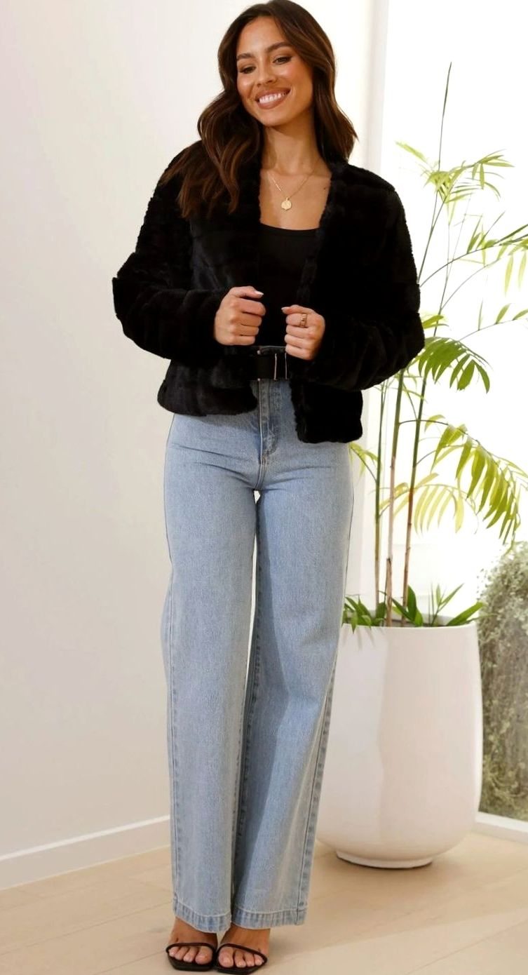 Women's Cropped Open-Front Faux Fur Jacket