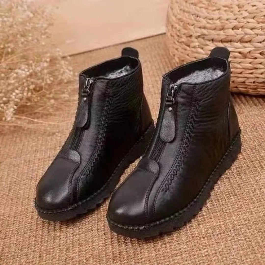 Women's Fleece-Lined Non-Slip Leather Ankle Boots - Black