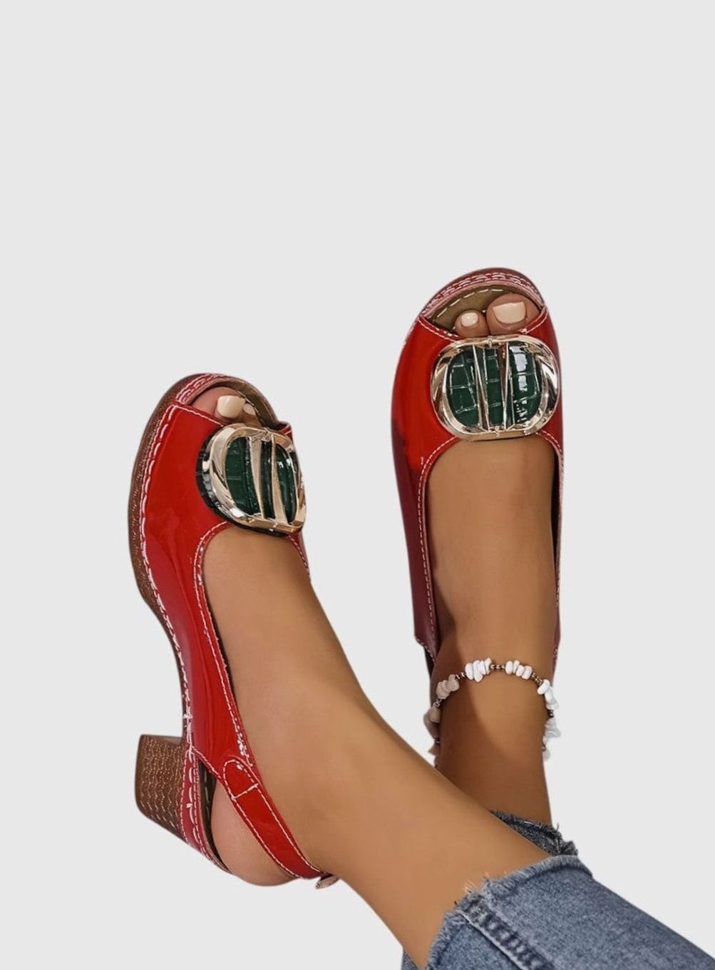 Women's Glossy Faux Leather Block Heel Peep-Toe Pumps