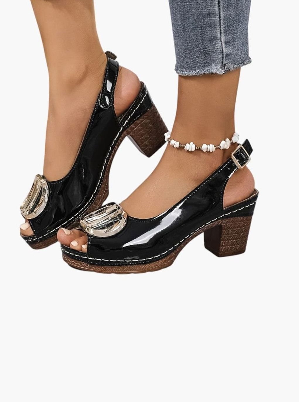 Women's Glossy Faux Leather Block Heel Peep-Toe Pumps