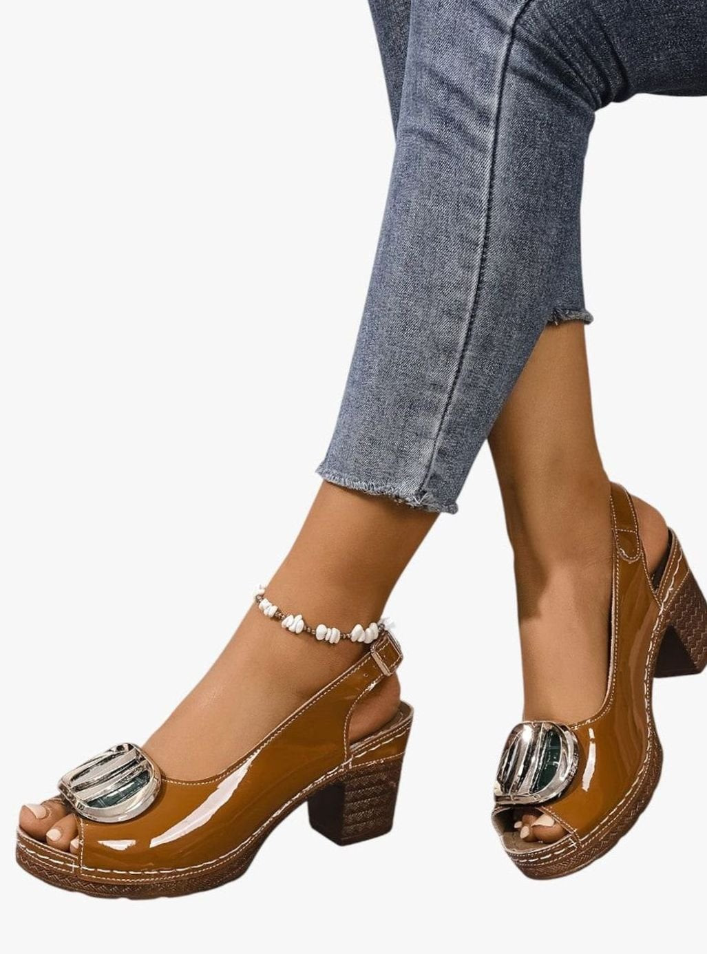 Women's Glossy Faux Leather Block Heel Peep-Toe Pumps