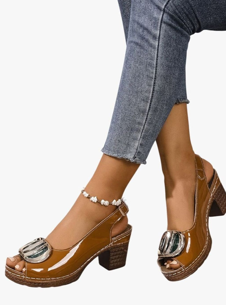Women's Glossy Faux Leather Block Heel Peep-Toe Pumps