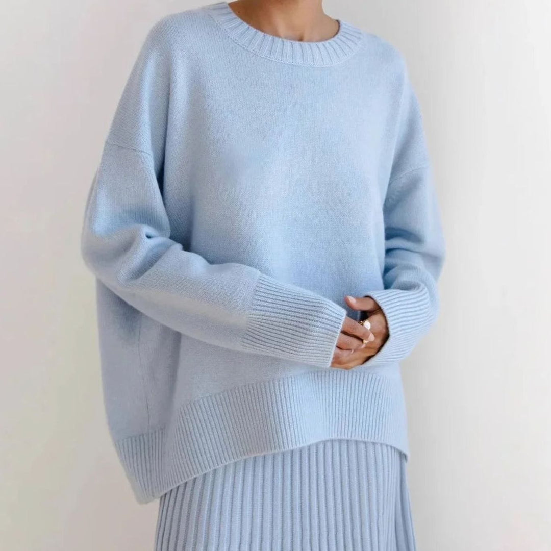 Women's Oversized Crew-Neck Long-Sleeve Light Knit Sweater