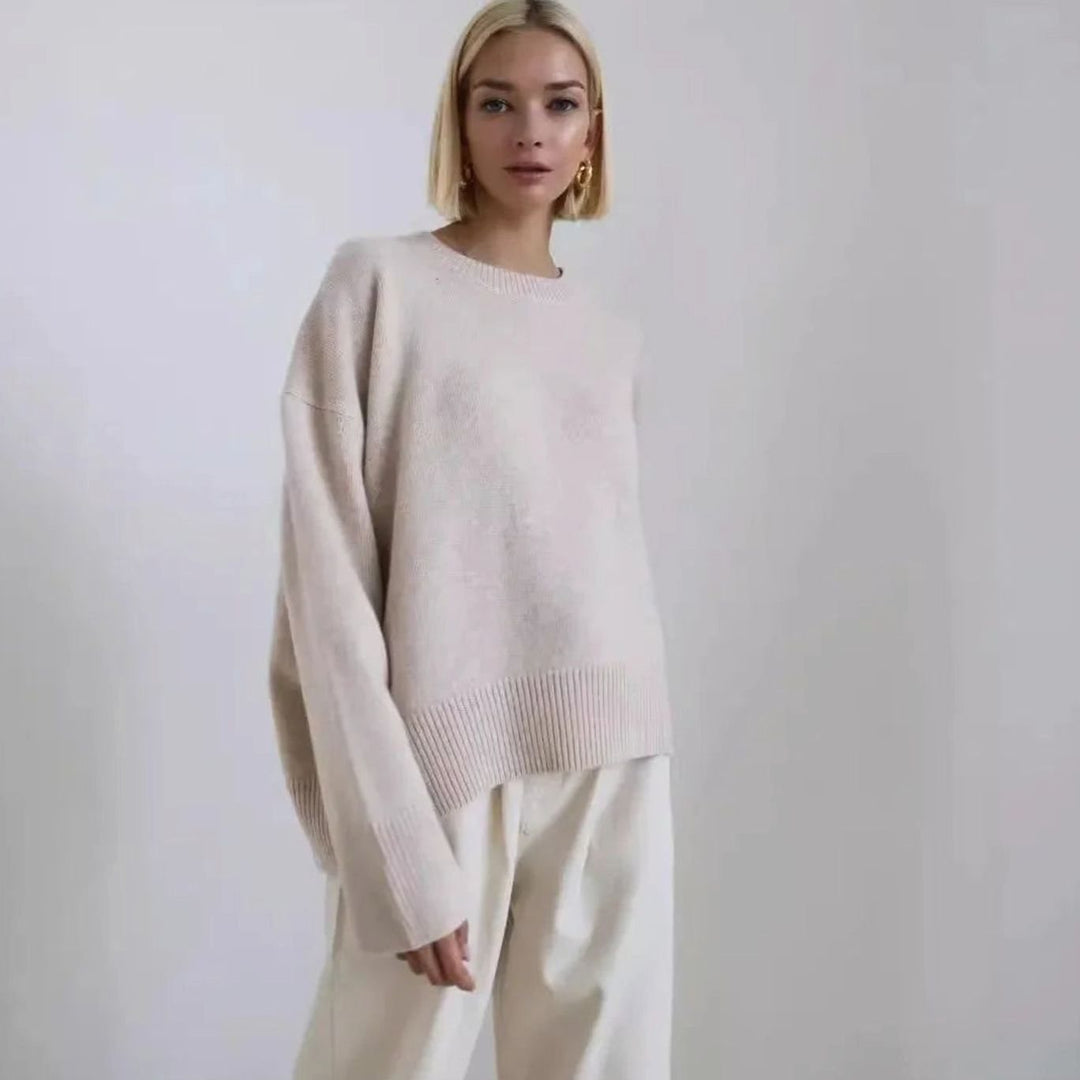 Women's Oversized Crew-Neck Long-Sleeve Light Knit Sweater