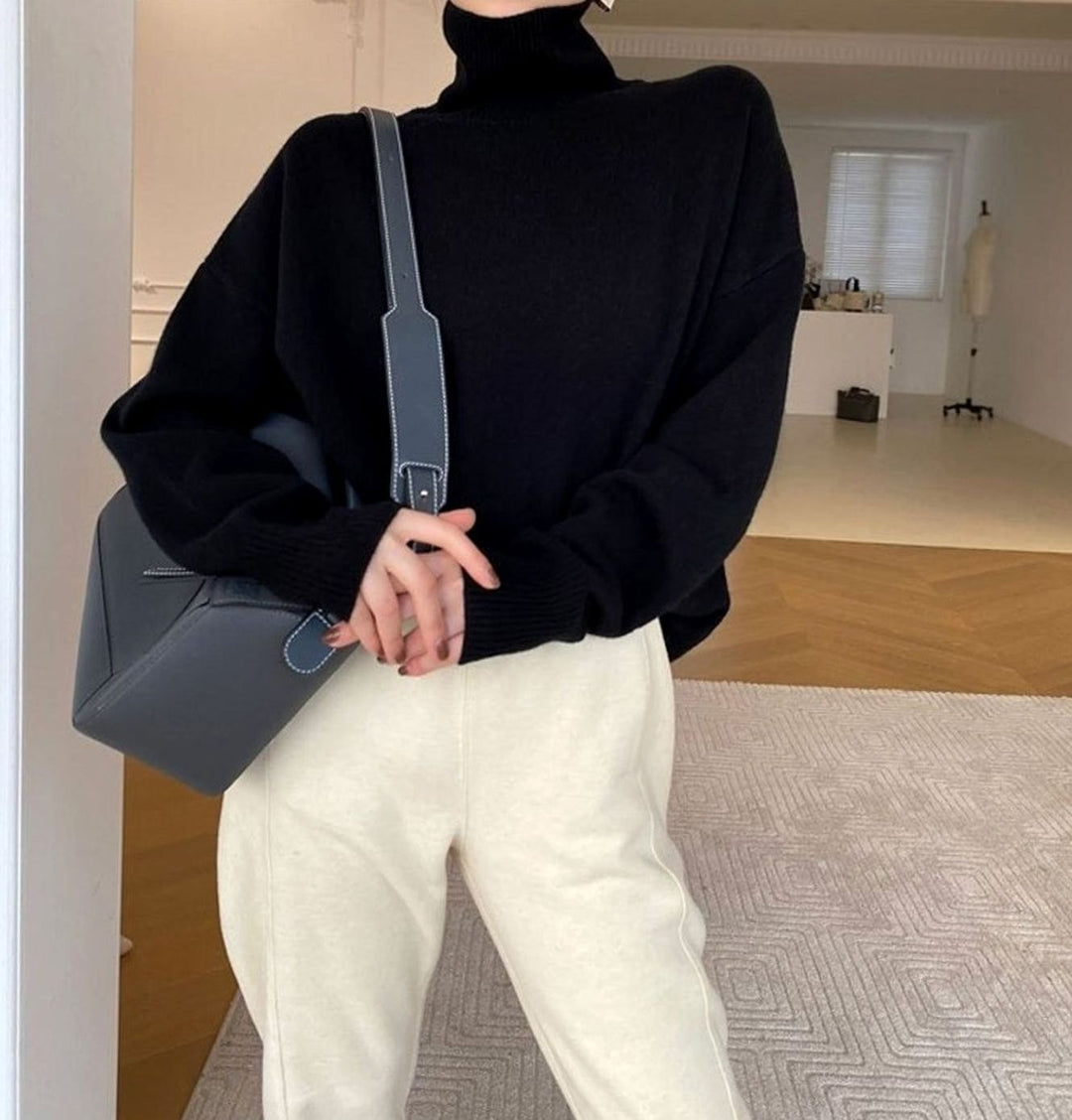 Women's Oversized Ribbed-Trim Knit Turtleneck Sweater - Black