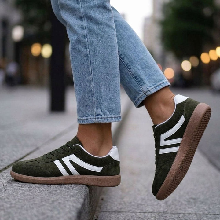 Women's Retro Low-Profile Lace-Up Suede Sneaker Boots