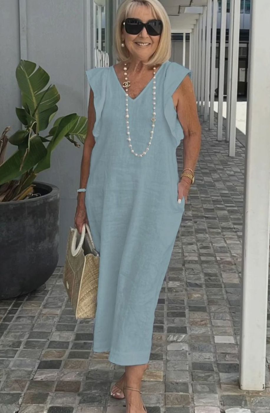 Women's Ruffle-Shoulder V-Neck Sleeveless Midi Sundress - Light Blue