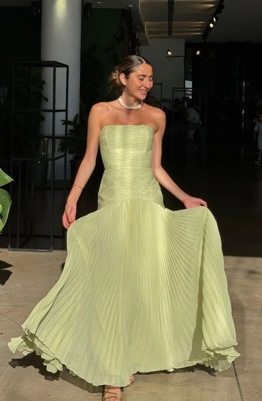 Women's Strapless Pleated Maxi Dress for Special Occasions