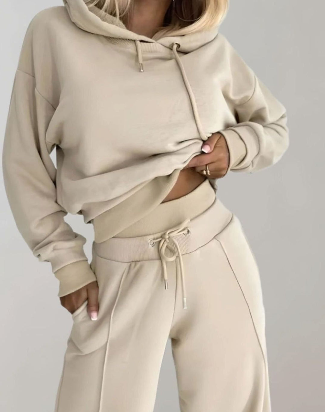 Women's Wide-Leg Cropped Hoodie Two-Piece Tracksuit Pants Set - Beige