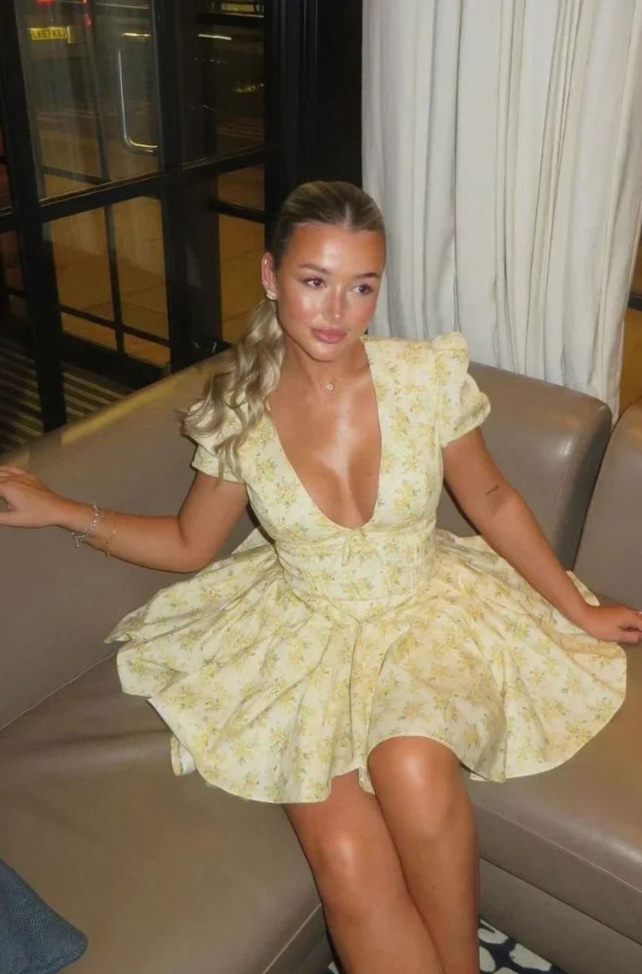 Women's Yellow Floral Print Puff-Sleeve Tie-Back Mini Dress